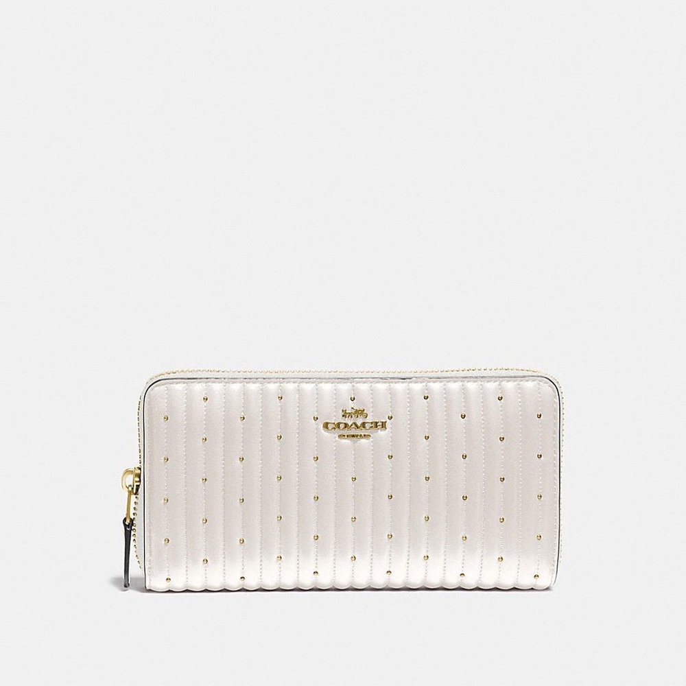 ‼️FINAL SALE‼️NWT & Box:  COACH Wallet w Quilting